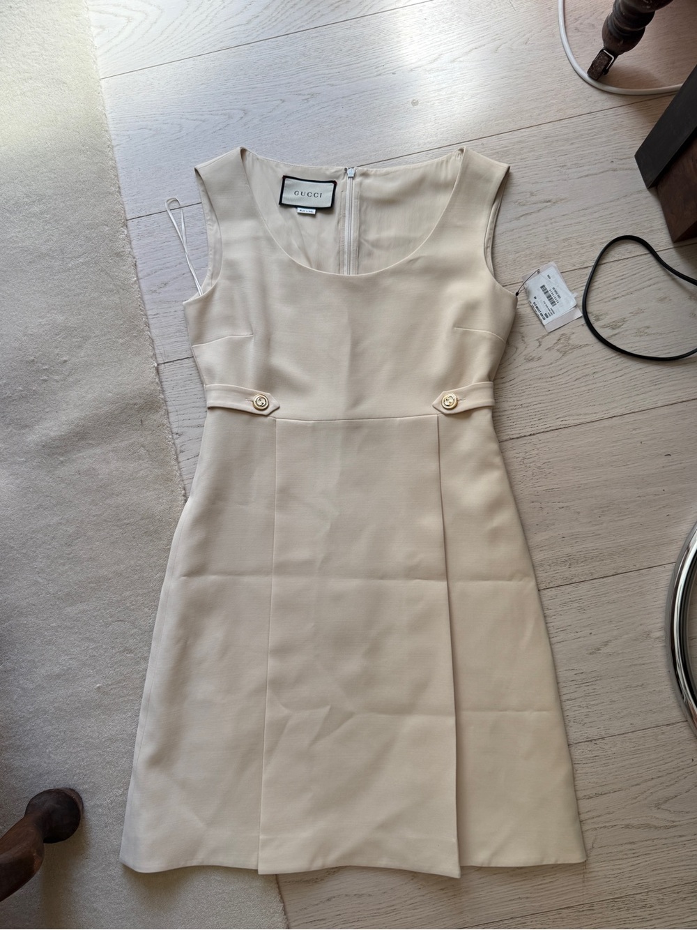 NWT Gucci beige logo crepe dress